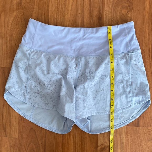 ❤️ Lululemon Speed Up Mid-Rise Lined Short 4" Pastel Blue Multi Size 6 - Picture 5 of 15